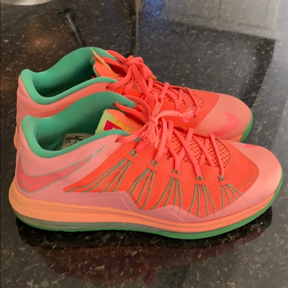 Nike Lebron James Watermelon Shoes Size 12 - Picture 1 of 5